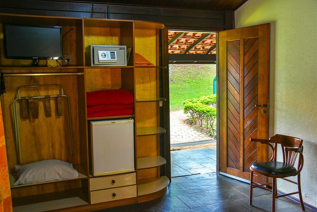chale-hotel-fazenda-berro-dagua-9-1024x683
