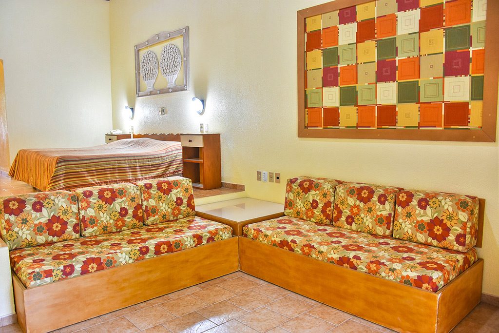 suite-luxo-hotel-fazenda-berro-dagua-4-1024x683